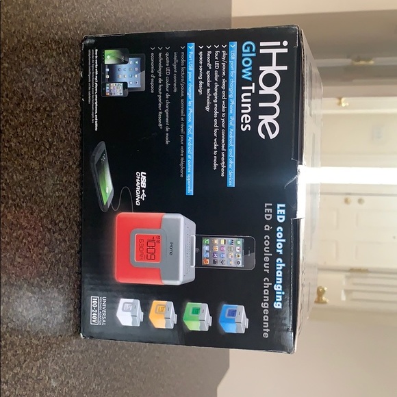 Color Changing alarm clock w/USB charging&FMradio - Picture 3 of 3